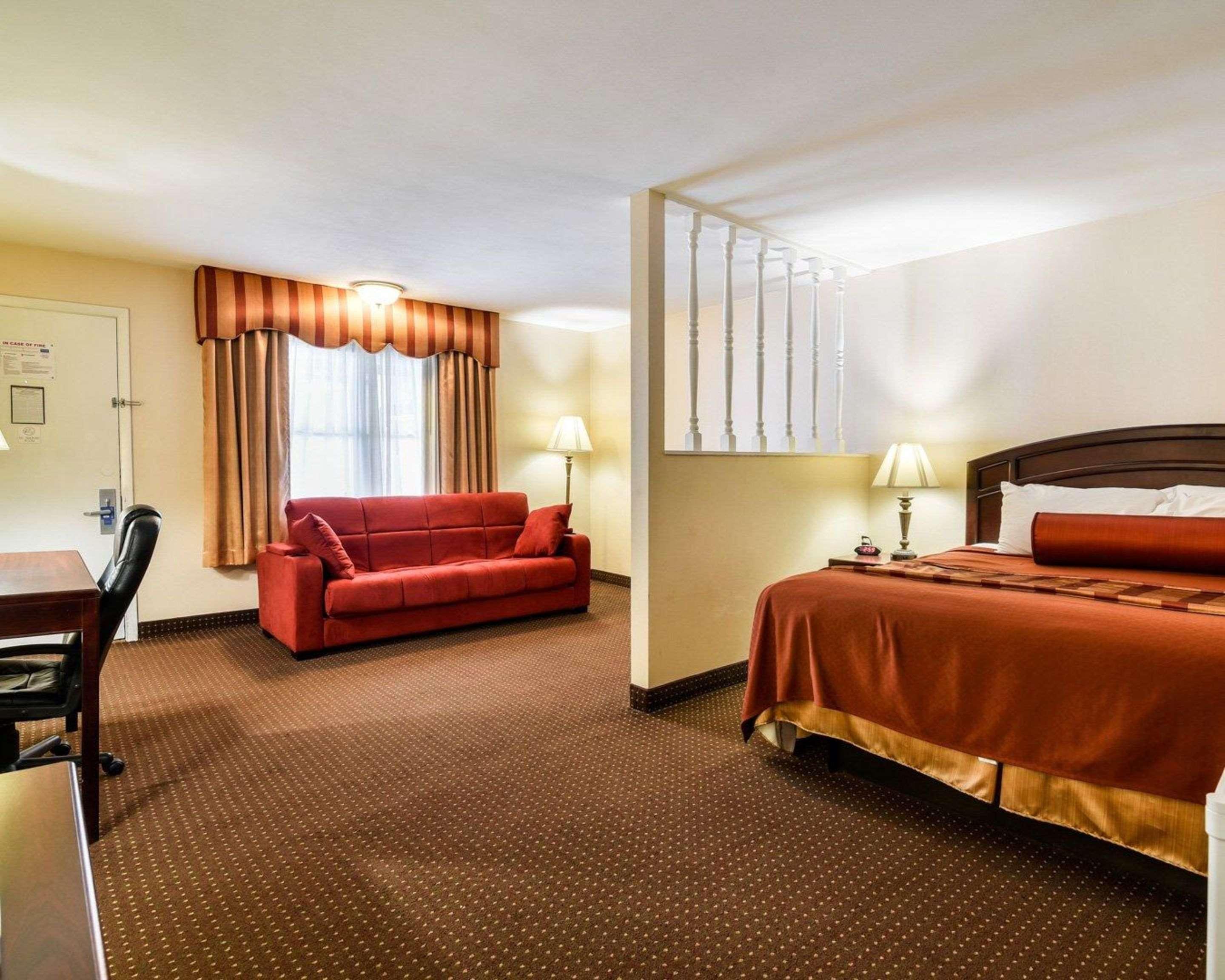 Rodeway Inn Weedsport Extérieur photo